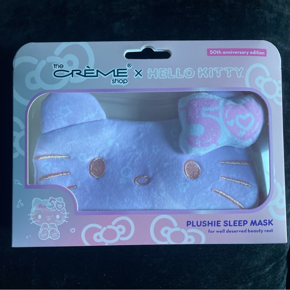 NIB Hello Kitty x the crème shop Plushie Sleep Mask 50th Anniversary Edition